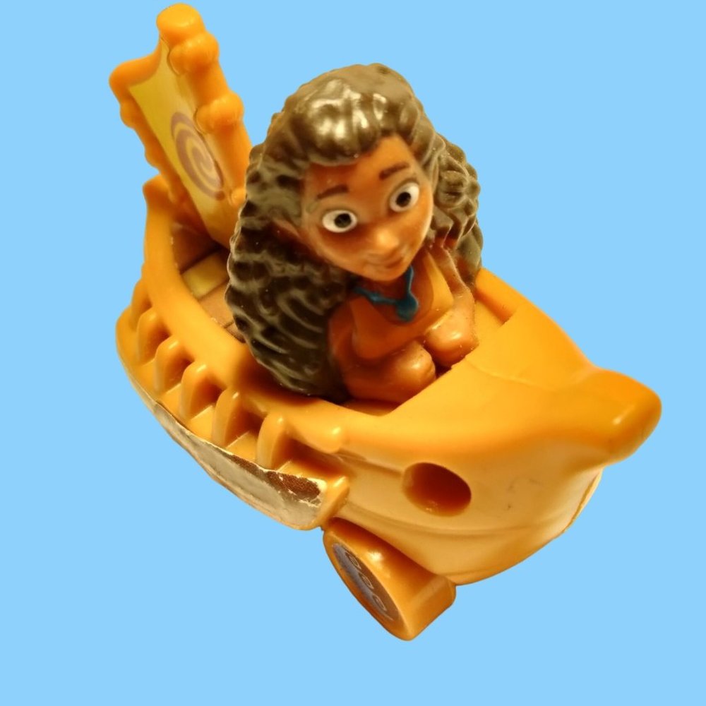 Mcdonalds Moana Wheeled Boat Car Adventure Canoe Happy Meal Cake Topper Figure